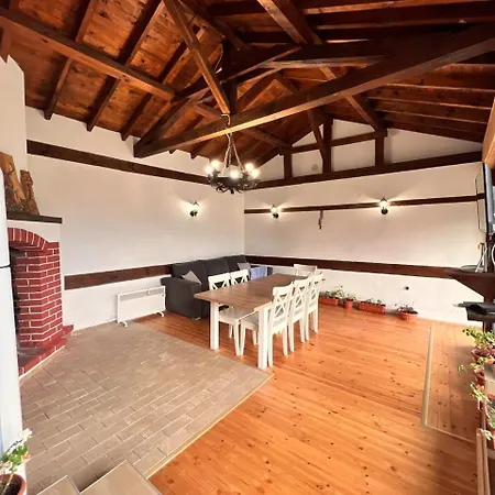 Holiday home Nadejda In Tyzha